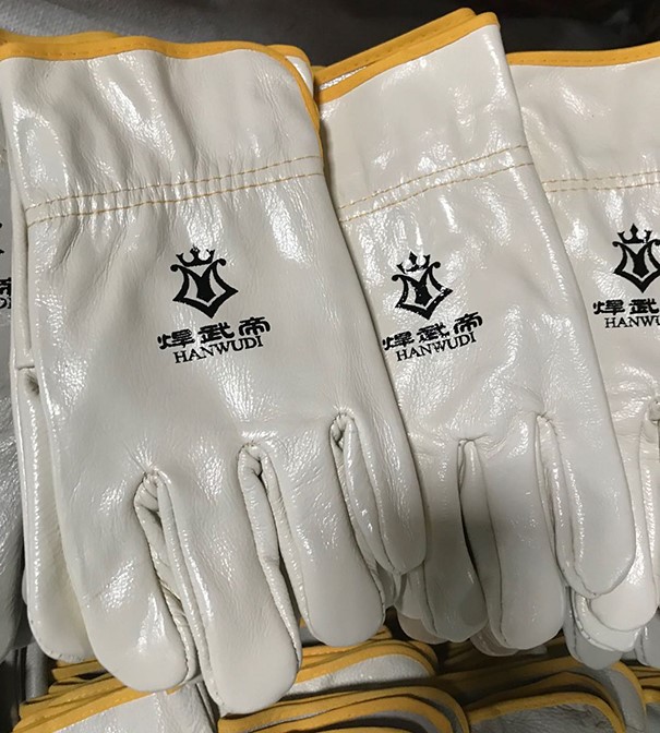 JSD-001 Welding Emperor Gloves 1